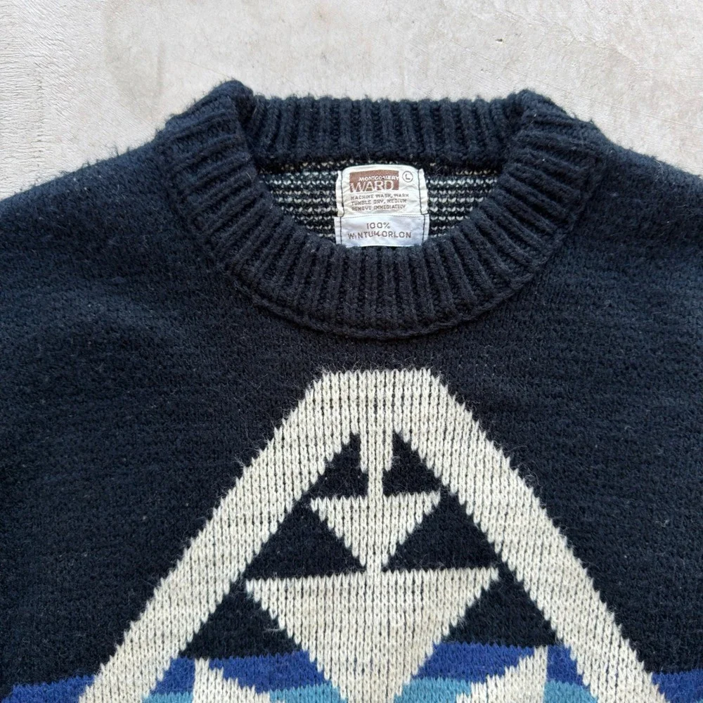 Vintage Montgomery Ward Wintuk Orlon Southwestern Geometric Knit Sweater Large